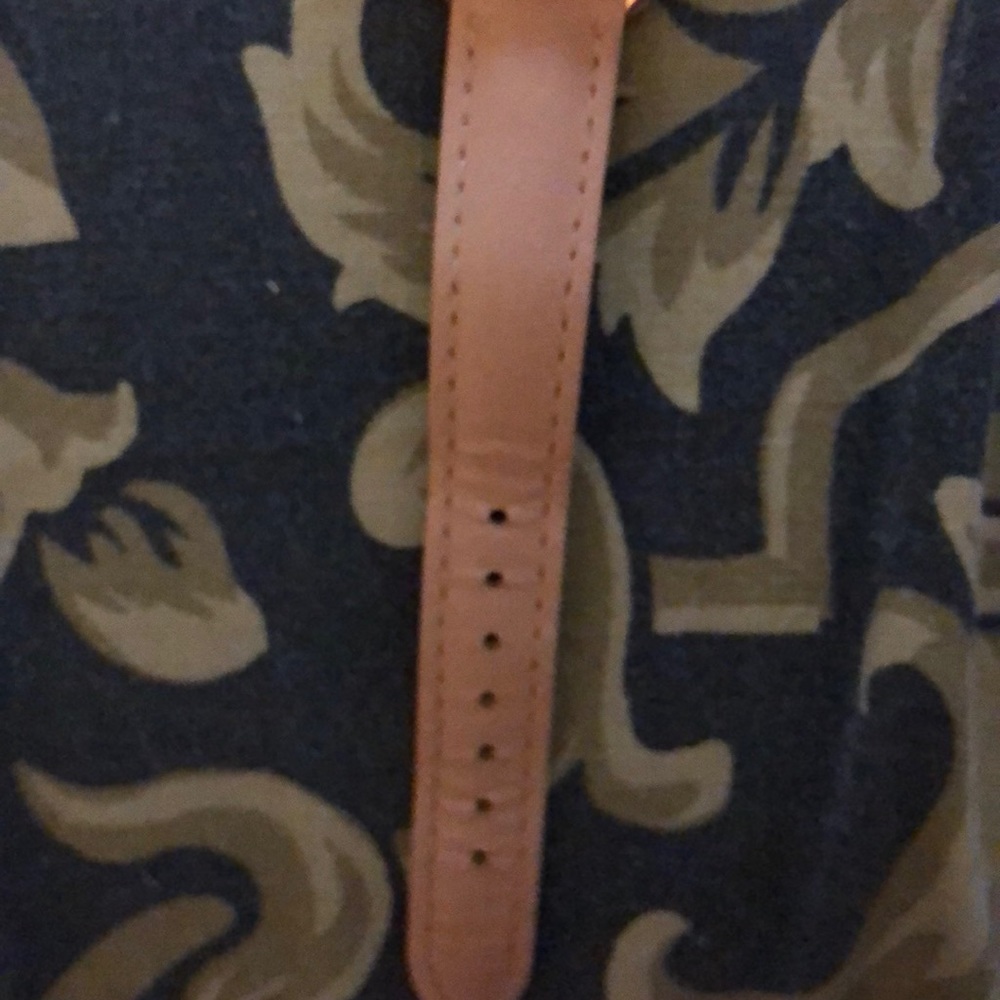 Watch - Picture 3 of 6